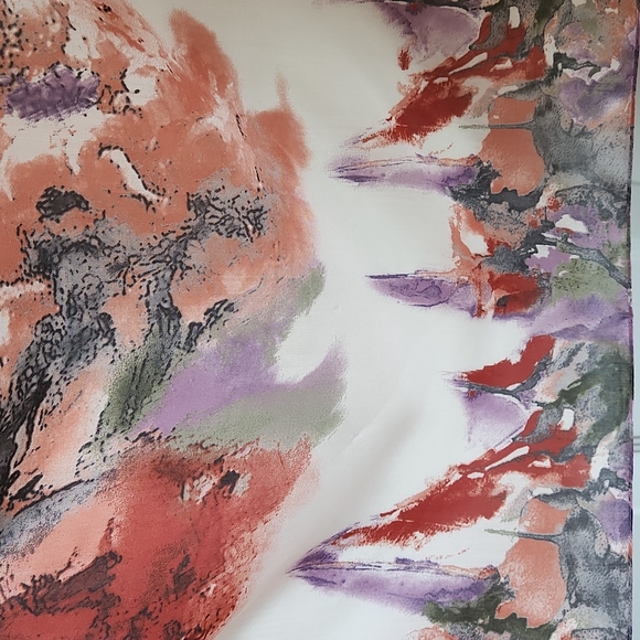 Kevser Scarf 38 inches X 37.25 inches. Scarf is very soft but no identification. - Picture 3 of 8